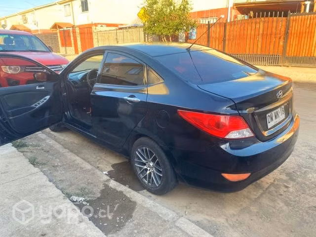 Hyundai new accent rb 2012 - Imagen 3
