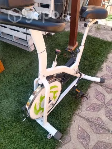 Bicicleta estática - Imagen 4