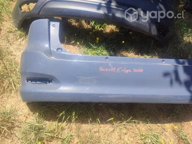 Parachoque trasero Suzuki ertiga