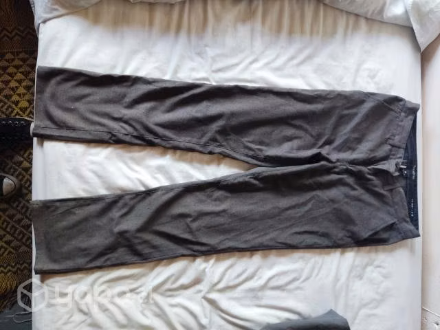 Pantalón escolar