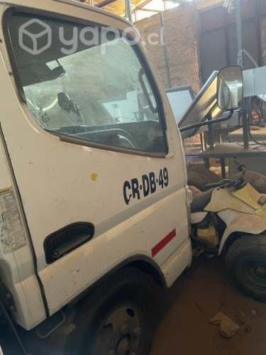 Camión Mitsubishi Canter 2010