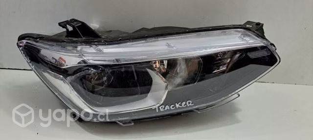 Optico derecho chevrolet tracker 20-21