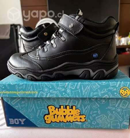 Zapatos de colegio para niño Nuevos!