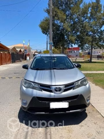 Vendo Toyota Rav 4