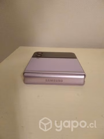 Venta usado Galaxy Z flip 3 lila - Imagen 3