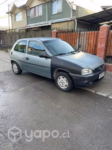 Se vende Chevrolet Corsa - Imagen 2