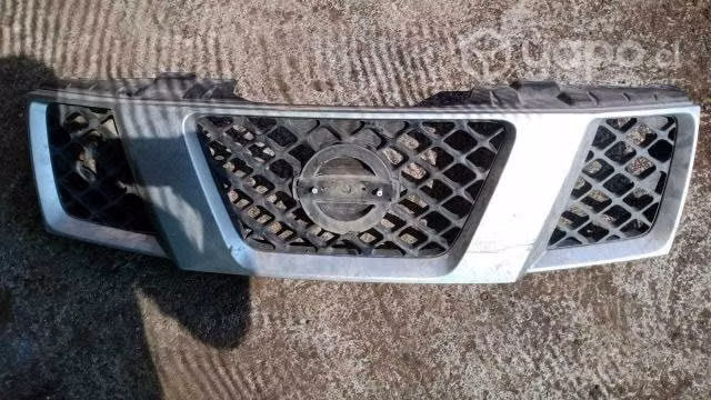 Mascara nissan navara original