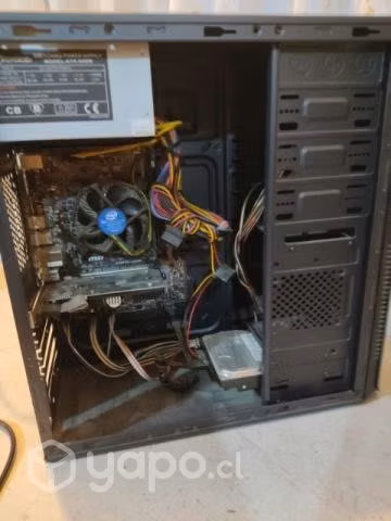 Computador con pantalla e impresora - Imagen 4