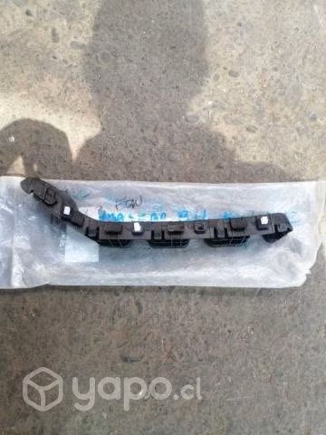 Mensula o guia parachoque trasero hyundai eon orig