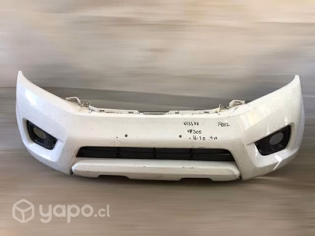 Parachoque delantero Nissan np