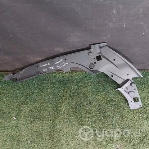 Moldura cubre chapa izquierda dodge durango 2011 2