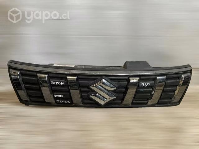 Máscara Suzuki Vitara 2020 2023