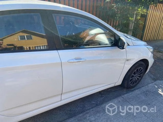 Hyundai accent 2017 - Imagen 5