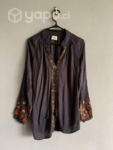 Blusa/aplicaciones Umbrale en talla S. ( holgada) - Imagen 3