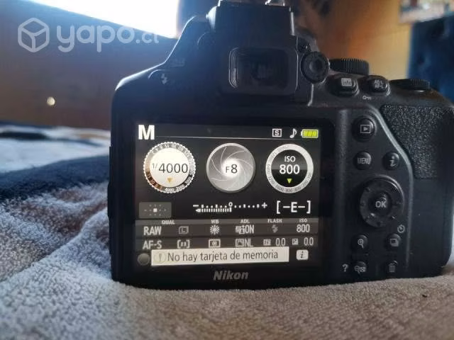 Camara Nikon D3500