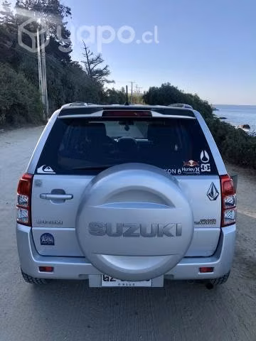 Suzuki Grand Nomade GLX Sport 2.4 2wd