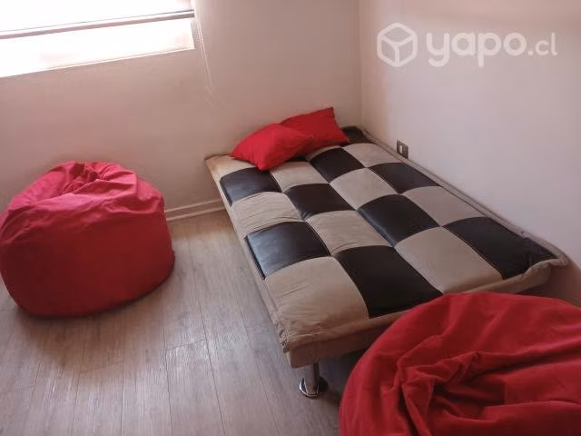Futon y peras