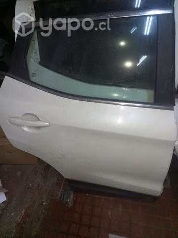 Puerta trasera derecha Nissan qashqai 2019