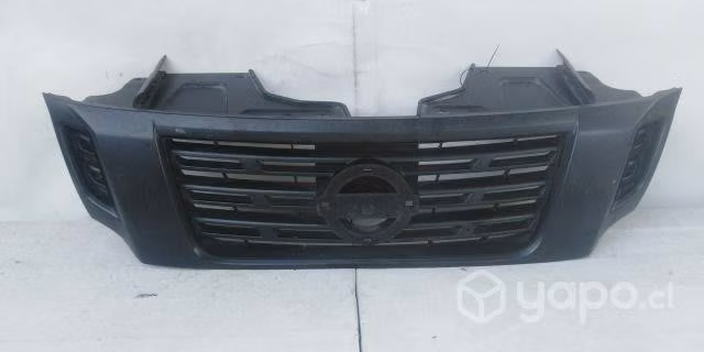 Nissan np300 mascara (18-21)