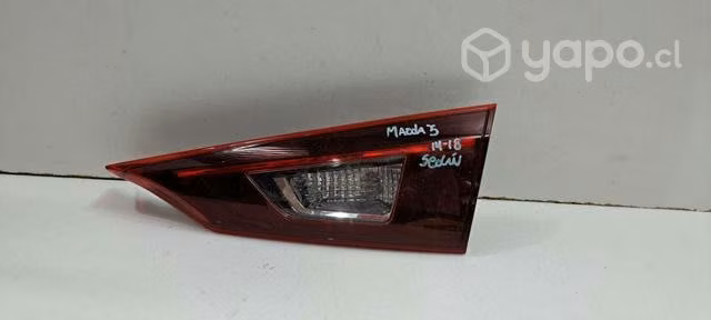 Foco trasero rh de maleta mazda 3 14-18