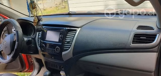 Se vende camioneta automática full - Imagen 5
