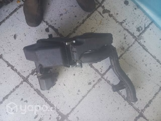Portafiltro de aire Nissan march 2018