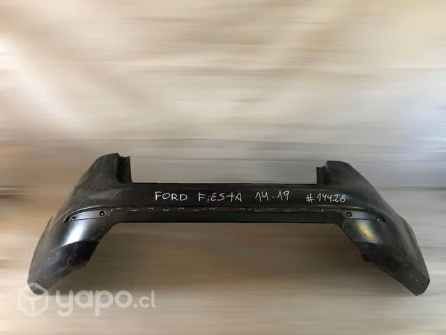 Parachoque trasero Ford fiesta 2014-2019