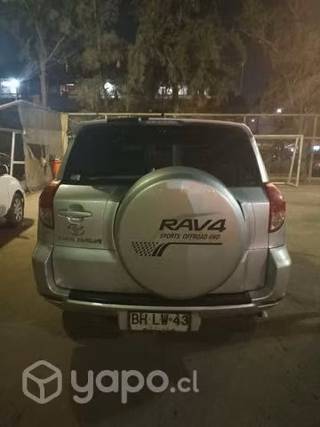 Toyota RAV4 2008 en muy buen estado