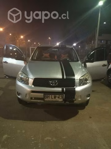 Toyota RAV4 2008 en muy buen estado