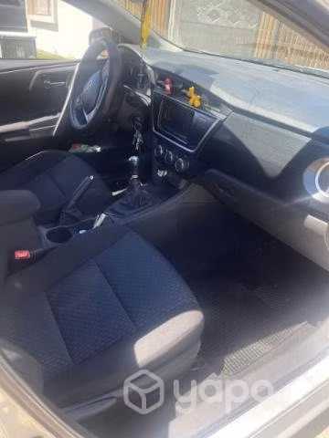 Vendo Toyota Auris