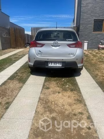 Vendo Toyota Auris