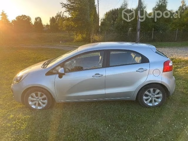 Kia Rio 5 1.4 año 2014