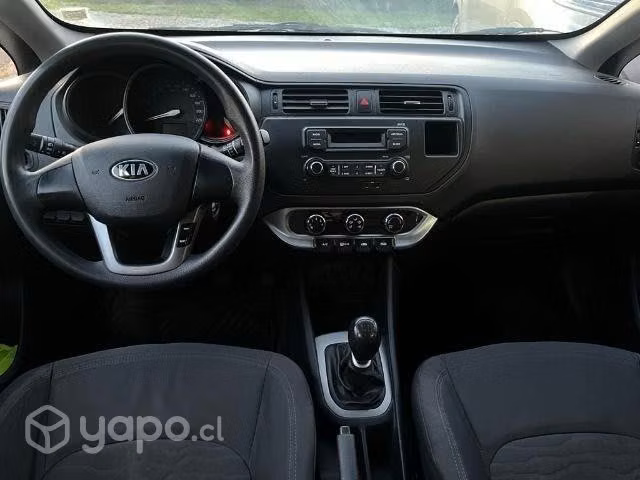 Kia Rio 5 1.4 año 2014