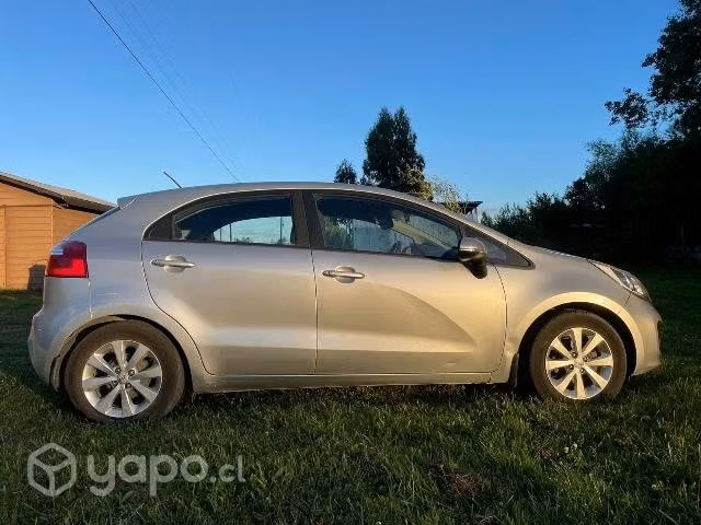 Kia Rio 5 1.4 año 2014