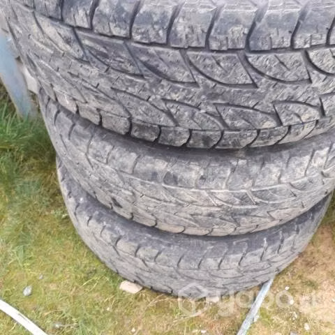 Neumatico con llanta 245/75r16 - Imagen 3