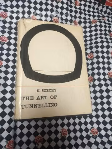 The Art of Tunnelling de K. Szechy