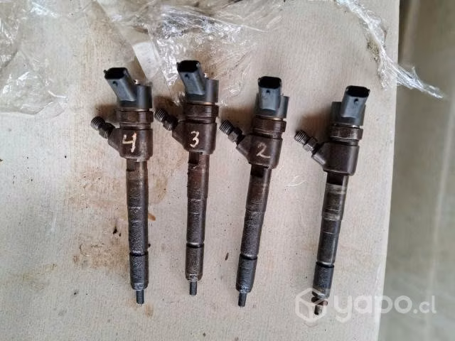 Inyectores originales mahindra pik up 2.2 - Imagen 2