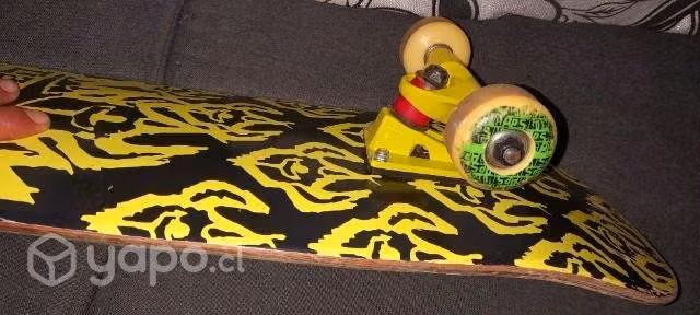 Skate darkstar como nuevo - Imagen 4