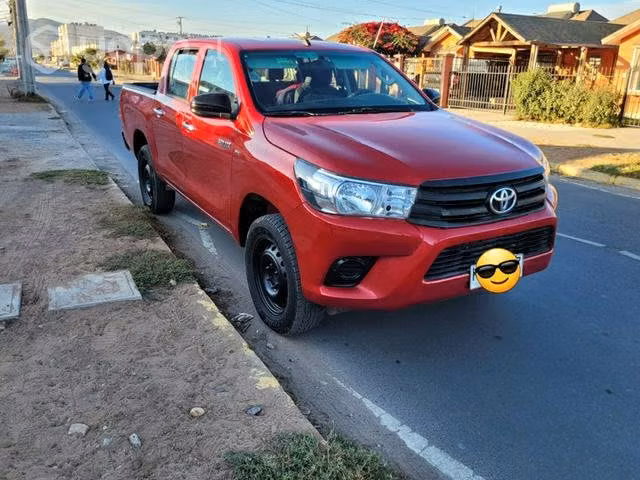 TOYOTA HILUX AÑO 2018 FULL 4x4