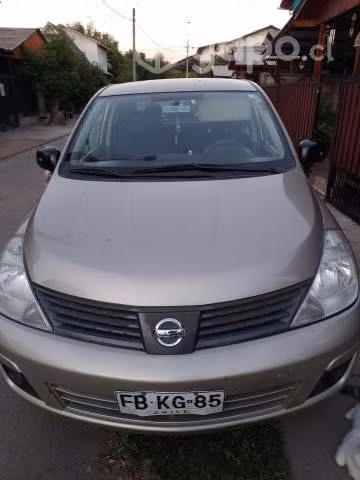 Vendo Nissan