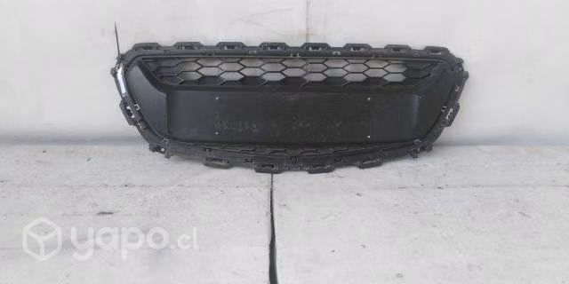 Rejilla parachoque delantero chevrolet spark gt (1