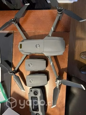 DJI Mavic 2 Zoom + Kit Fly More