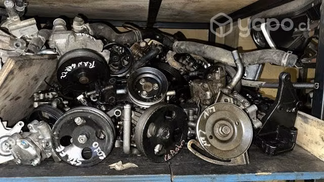Bomba de direccion Citroen c4 picasso 2010 A