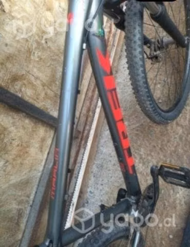Bicicletra trek marlin 4 aro 29 talla L + freno