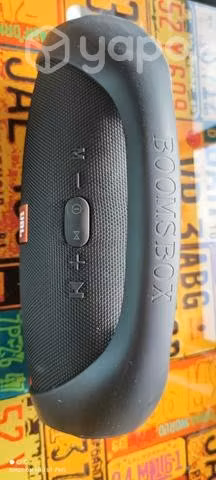 Bombox Jbl similar