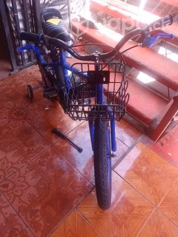 Bicicleta con muy poco uso - Imagen 2