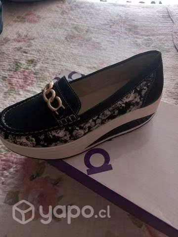 Sandalias nuevas y poco uso - Imagen 3