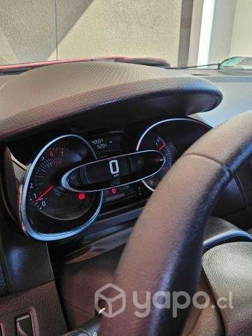 Renault clio 2018 TOTALMENTE CONVERSABLE