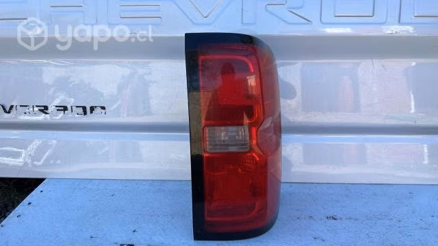 Chevrolet silverado foco derecho (15-18)