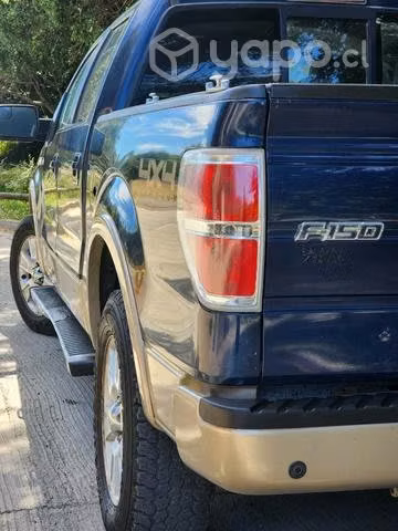 2014 ford f150 lariat